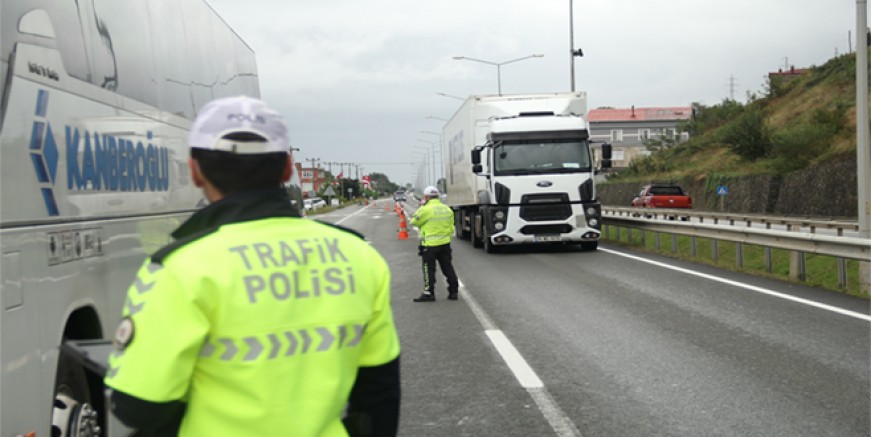 24 SÜRÜCÜNÜN BELGESİNE EL KONULDU