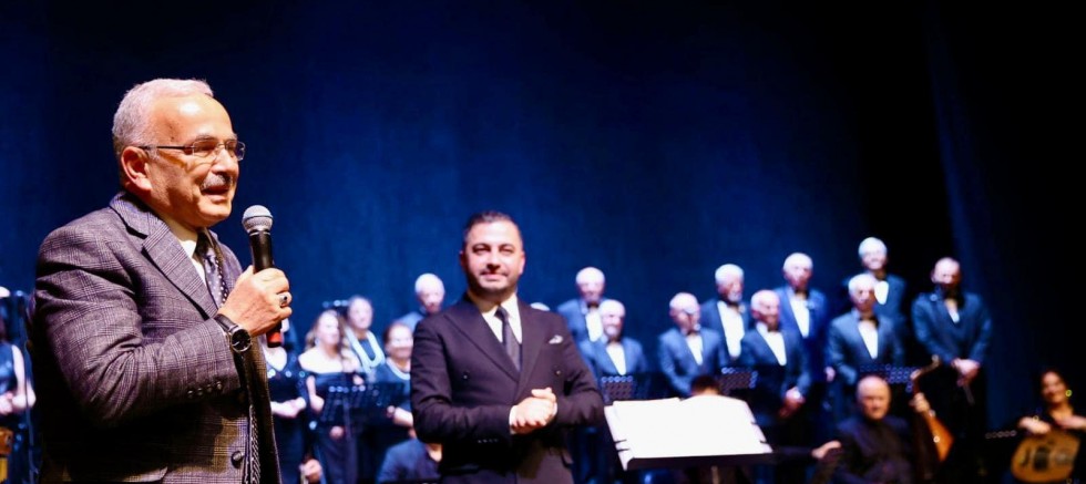 BAŞKAN GÜLER’DEN SANATA VE SANATÇIYA DESTEK