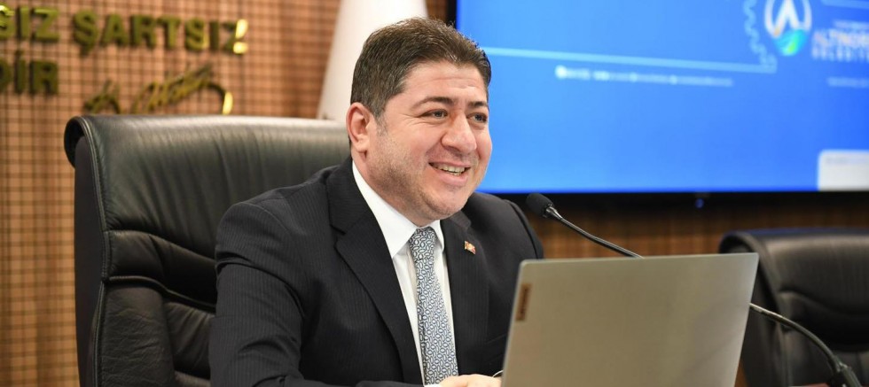 BAŞKAN TÖREN “BİZİM DERDİMİZ DE GAYEMİZ DE SEVDAMIZ DA ALTINORDU”