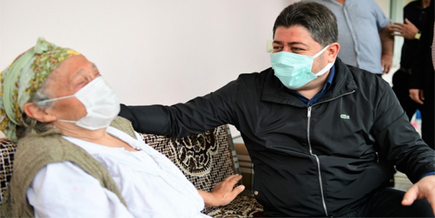 BAŞKAN TÖREN “BU ŞEHİRDE KARDEŞLİĞİ VE SEVGİYİ BÜYÜTÜYORUZ” 