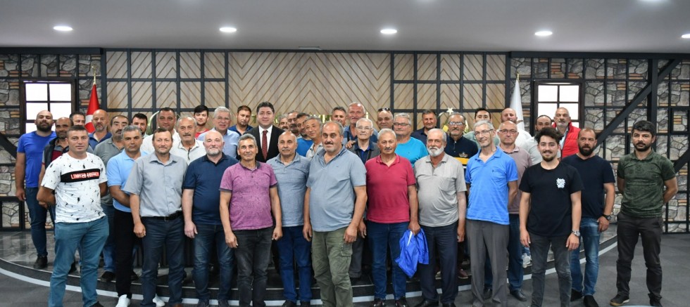 BAŞKAN TÖREN, MAVİ VATANIN EMEKÇİLERİ İLE BİR ARAYA GELDİ