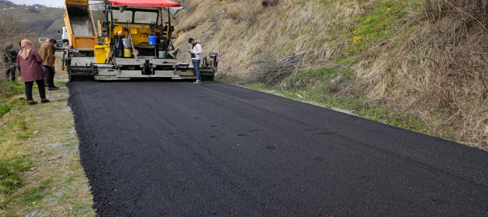 BÜYÜKŞEHİR’DEN GÜLTEPE’YE GÜL GİBİ ASFALT 