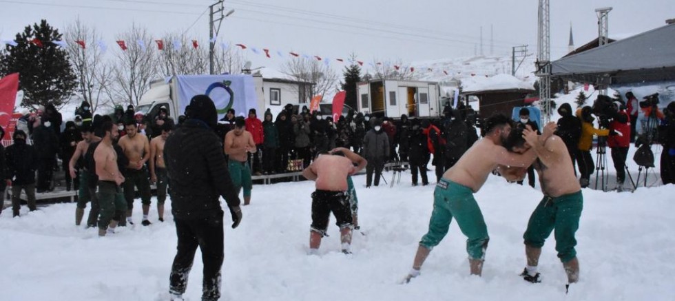 ÇAMBAŞI KIŞ FESTİVALİ BAŞLADI