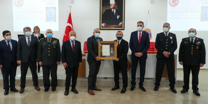 DEVLET ÖVÜNÇ MADALYASI VE BERATI TEVCİH TÖRENİ YAPILDI