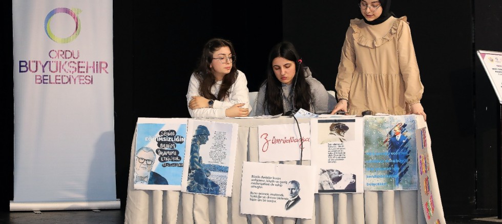 FİKİRLERİNİ EN İYİ SAVUNAN FİNALE KALACAK