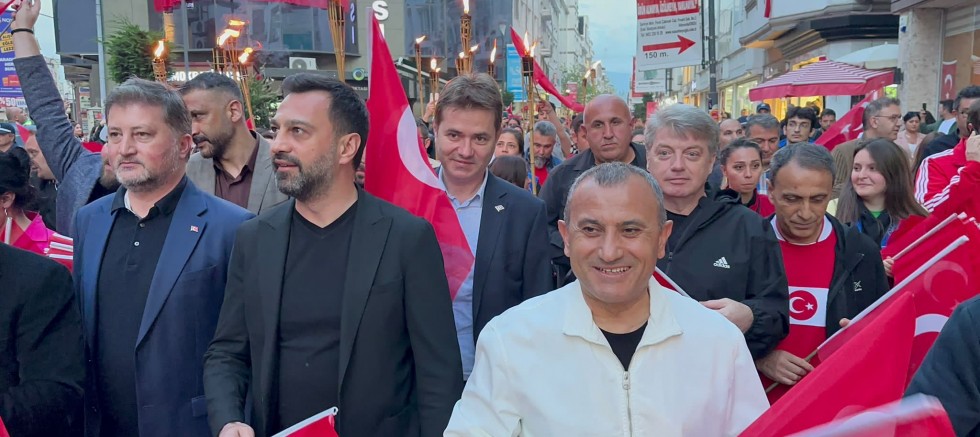 GENÇLİK YÜRÜYÜŞÜ YAPILDI