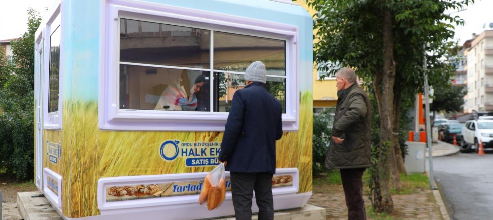 HALK EKMEK SATIŞLARI BAŞLADI