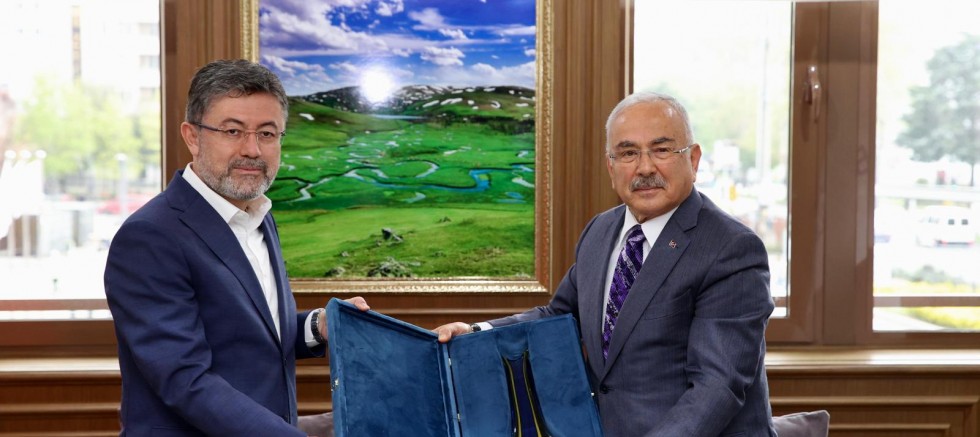 TARIM VE ORMAN BAKANI YUMAKLI BÜYÜKŞEHİRDE