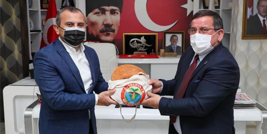 VALİ SONEL, BUGÜN DE ÇATALPINAR İLÇEMİZİ ZİYARET ETTİ