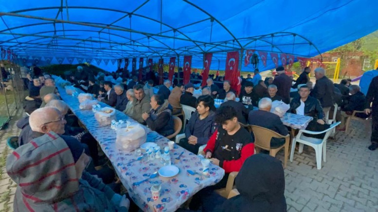 VALİ SONEL, KESTANE MAHALLESİNDEKİ VATANDAŞLARIMIZLA BAYRAMLAŞTI