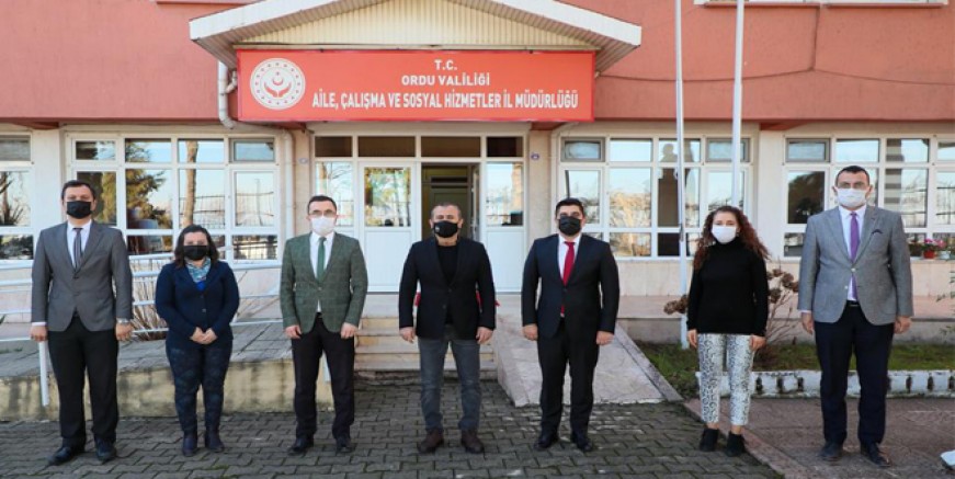 VALİ SONEL, ZİYARETLERDE BULUNDU