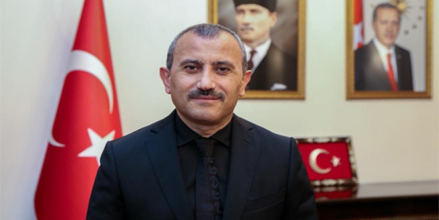 VALİ  TUNCAY SONEL’İN YENİ YIL MESAJI